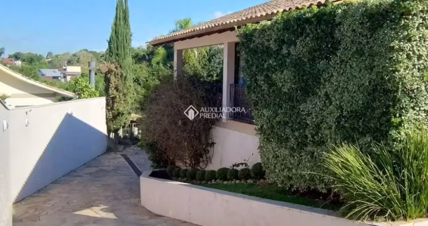 Casa em condomínio fechado com 4 quartos à venda na Rua Cipreste, 60, São Lucas, Viamão