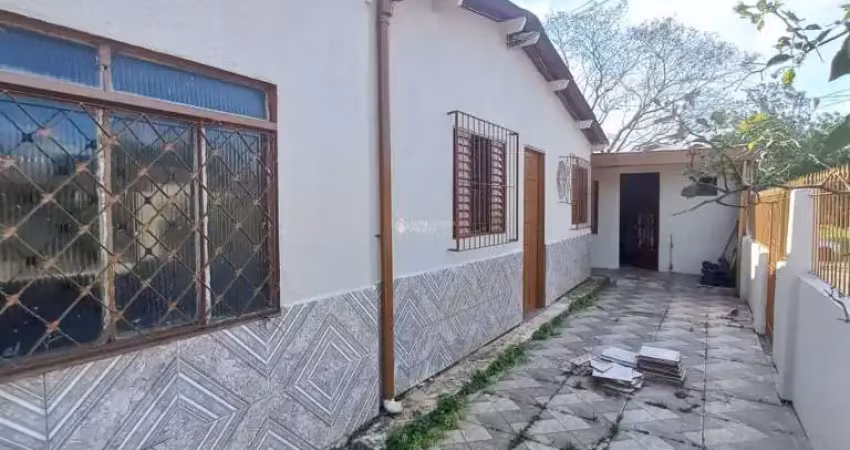 Casa com 2 quartos à venda na VINTE E NOVE, 19, Guajuviras, Canoas