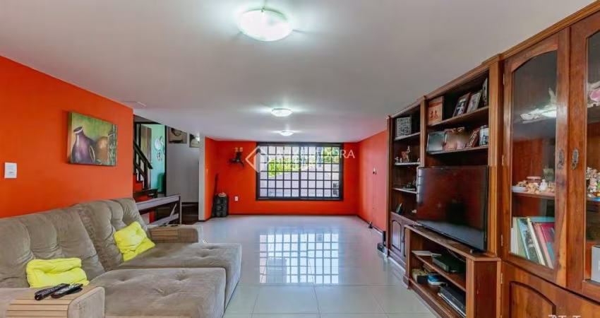 Casa em condomínio fechado com 5 quartos à venda na Rua das Camélias, 69, Igara, Canoas
