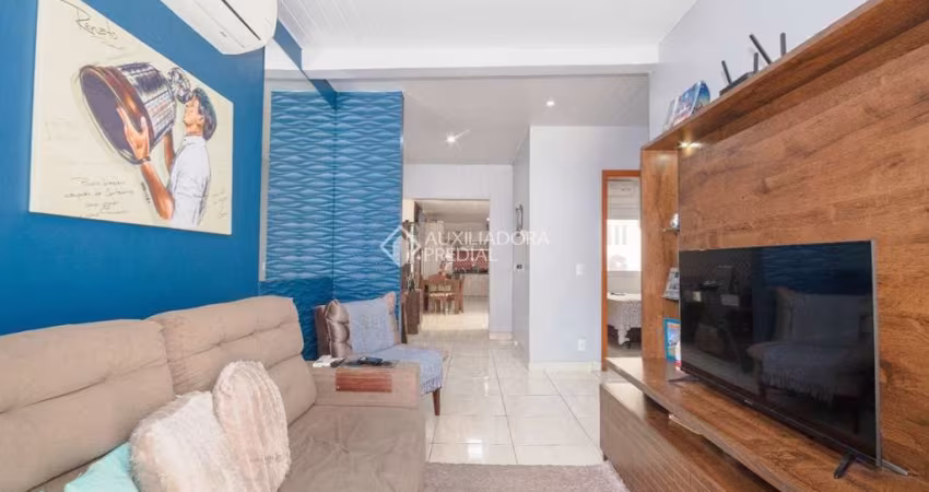 Casa em condomínio fechado com 2 quartos à venda na Rua Santa Eulália, 57, Olaria, Canoas