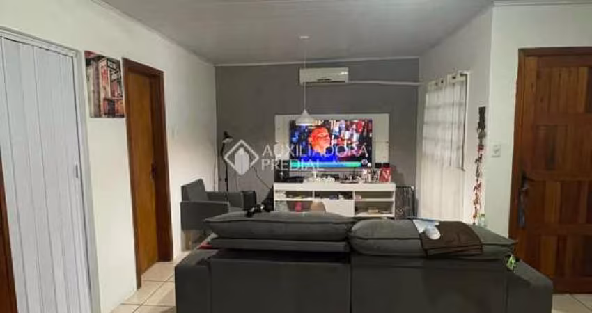 Casa com 2 quartos à venda na Vereador Adão Santos, 435, São José, Canoas