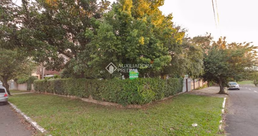 Terreno à venda na Rua Guararapes, 40, Marechal Rondon, Canoas
