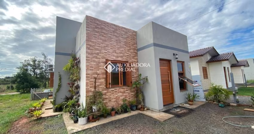 Casa com 2 quartos à venda na Avenida Presidente Vargas, 321, Centro, Nova Santa Rita
