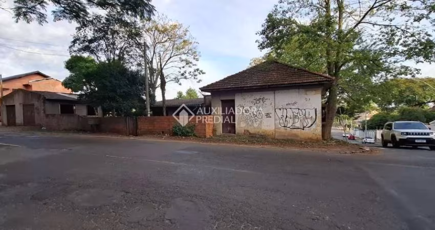Terreno à venda na Rua Santa Terezinha, 767, Nossa Senhora das Graças, Canoas