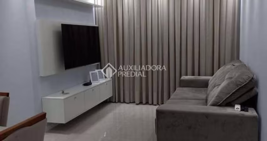Apartamento com 3 quartos à venda na Avenida Guilherme Schell, 5382, Centro, Canoas