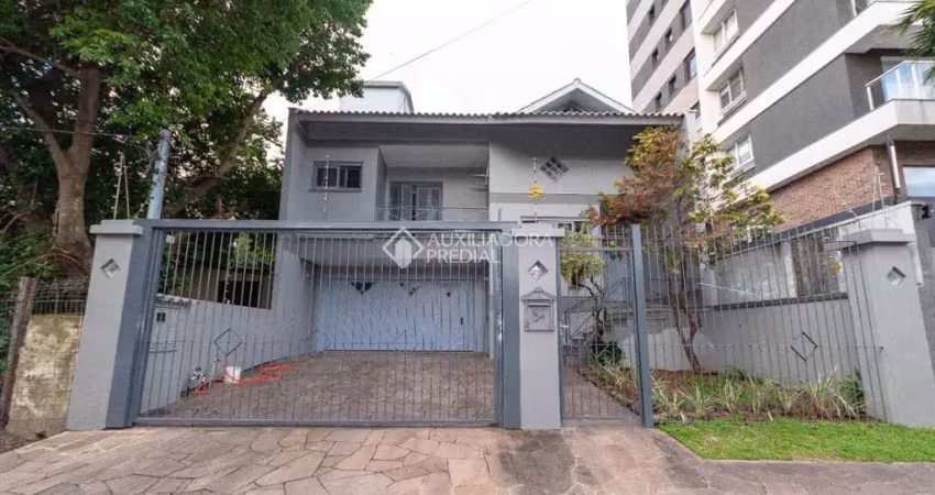 Casa com 4 quartos à venda na Rua Irmão Guilherme, 290, Marechal Rondon, Canoas