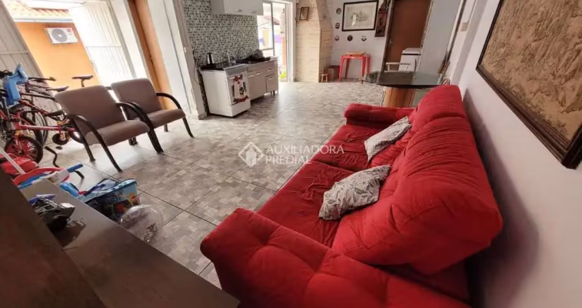 Casa com 3 quartos à venda na Rua Osvaldo Optiz, 522, Estância Velha, Canoas