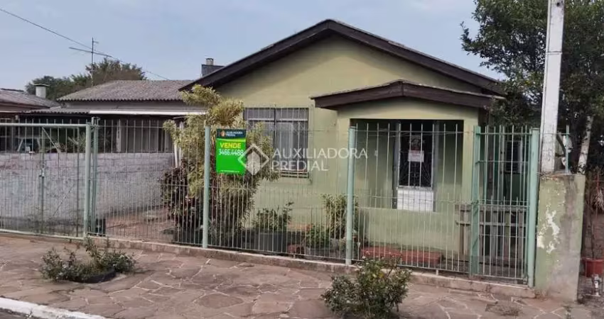 Casa com 3 quartos à venda na Rua Teófilo Otoni, 326, São Luis, Canoas