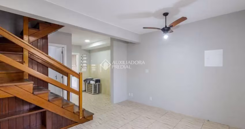 Casa em condomínio fechado com 3 quartos à venda na Avenida José Aloísio Filho, 889, Humaitá, Porto Alegre