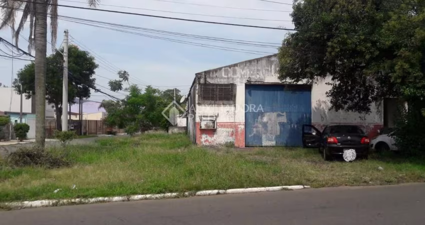 Barracão / Galpão / Depósito à venda na Rua Carlos Gomes, 259, Harmonia, Canoas