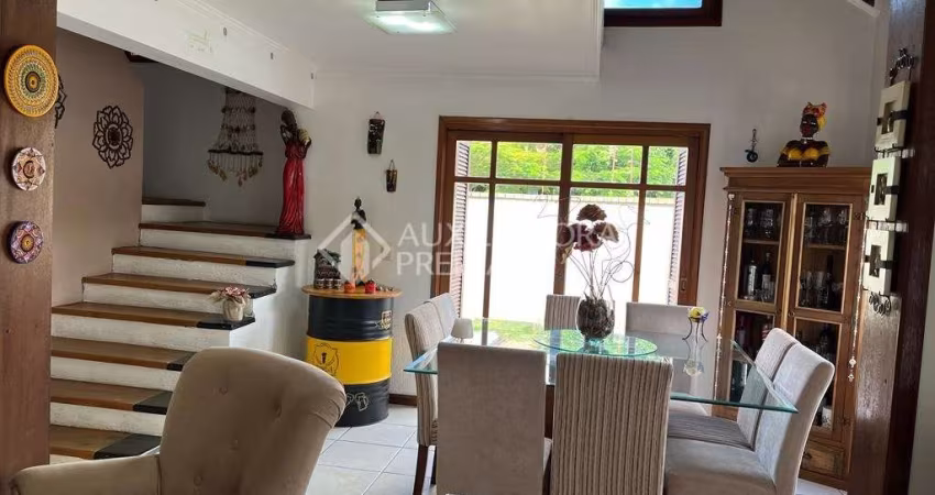 Casa com 3 quartos à venda na Rua Manacás, 81, Estância Velha, Canoas