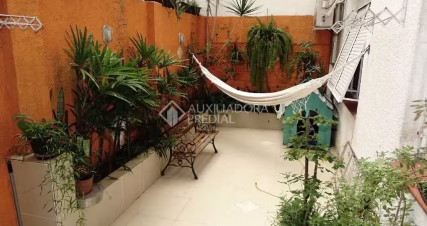 Apartamento com 2 quartos à venda na Rua Felipe Camarão, 200, Rio Branco, Porto Alegre