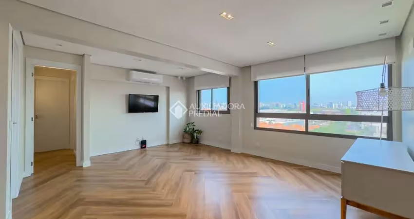 Apartamento com 3 quartos à venda na Rua Cipó, 392, Passo da Areia, Porto Alegre
