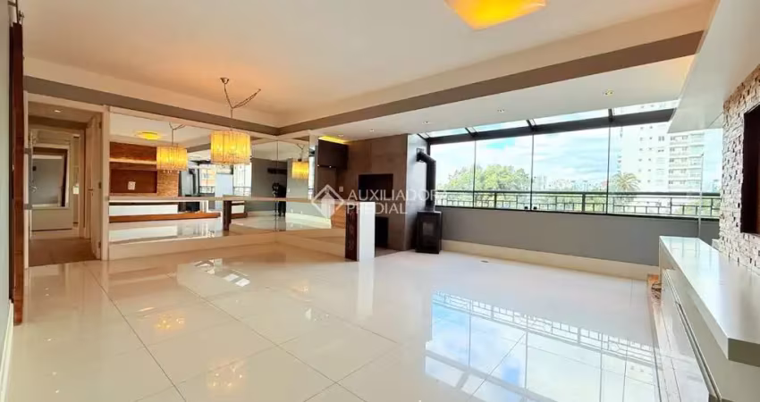 Apartamento com 3 quartos à venda na Avenida Túlio de Rose, 260, Jardim Europa, Porto Alegre