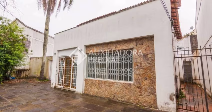 Casa em condomínio fechado com 3 quartos à venda na Rua Luiz Cosme, 328, Passo da Areia, Porto Alegre