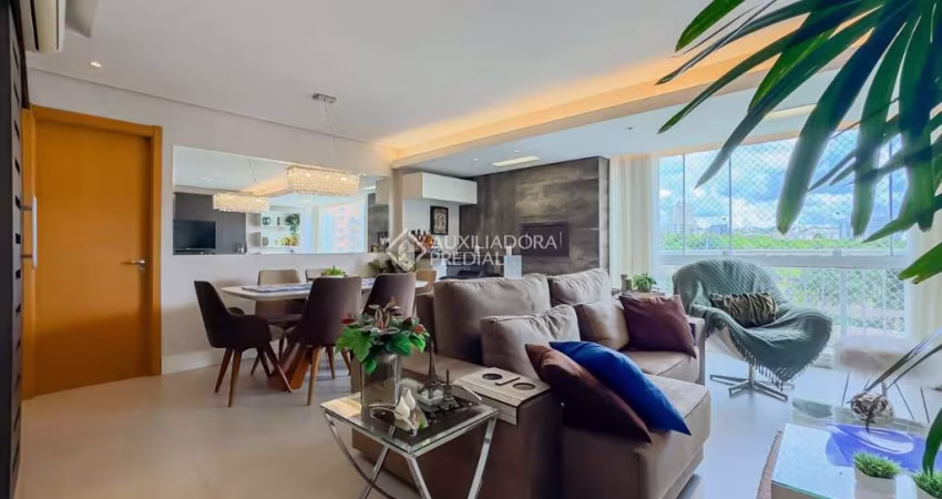 Apartamento com 3 quartos à venda na Rua Doutor Dário de Bittencourt, 300, Jardim Europa, Porto Alegre