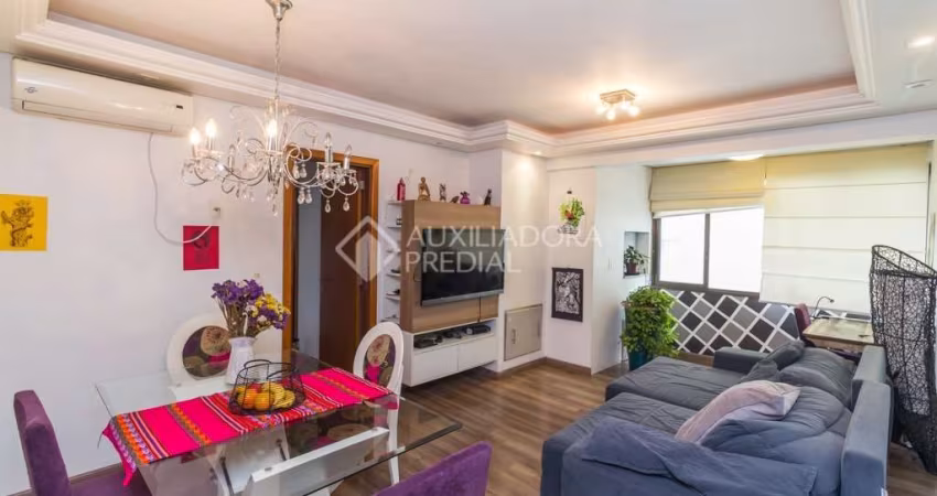Apartamento com 3 quartos à venda na Rua Roque Calage, 400, Passo da Areia, Porto Alegre