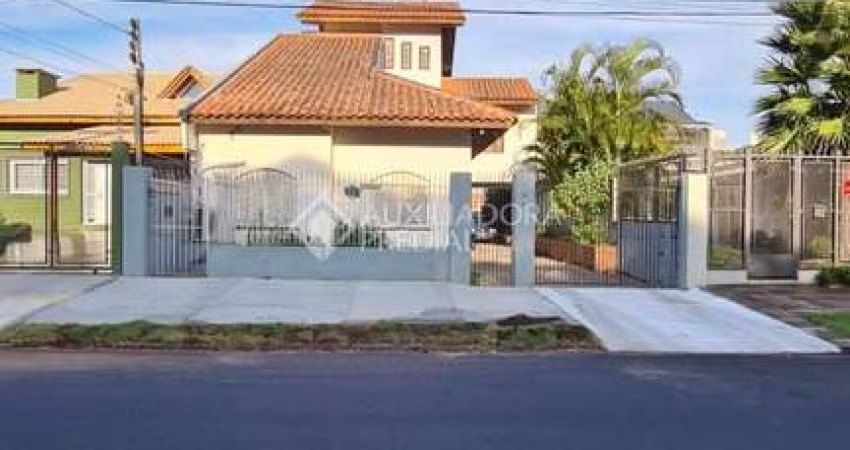 Casa em condomínio fechado com 5 quartos à venda na Rua Irmão Inocêncio Luís, 750, Jardim Itu Sabará, Porto Alegre