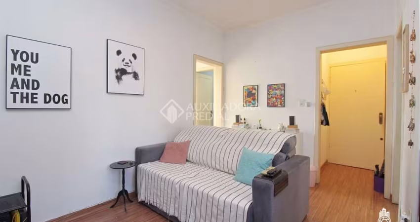 Apartamento com 2 quartos à venda na Rua Vinte e Quatro de Outubro, 1409, Independência, Porto Alegre