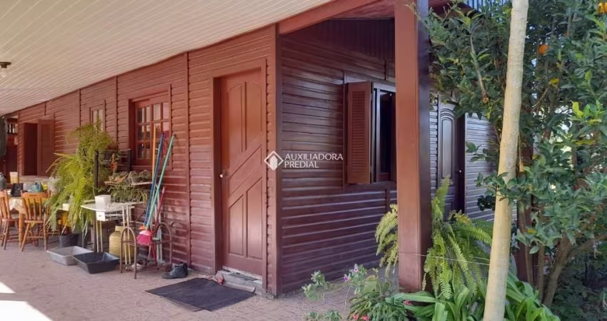 Casa com 3 quartos à venda na Rua Oito Mil e Quatorze, 293, Lageado, Porto Alegre