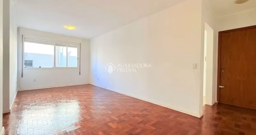 Apartamento com 3 quartos à venda na Avenida Coronel Lucas de Oliveira, 2437, Petrópolis, Porto Alegre
