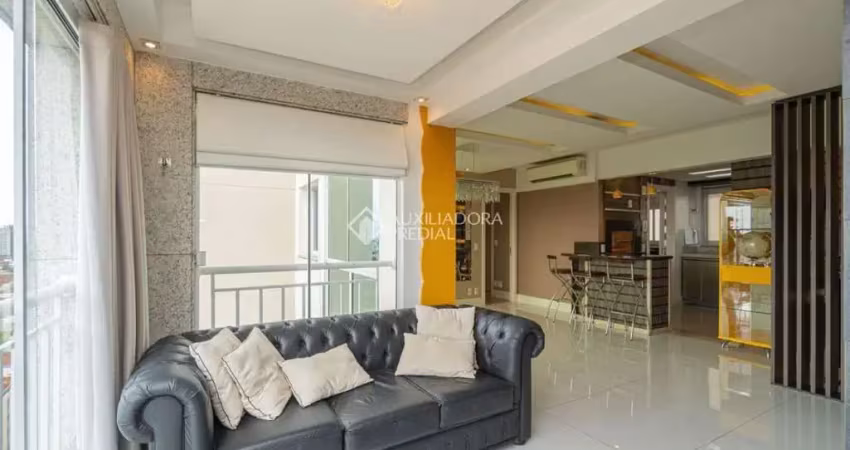 Apartamento com 3 quartos à venda na Rua Carlos Contursi, 75, Jardim Europa, Porto Alegre
