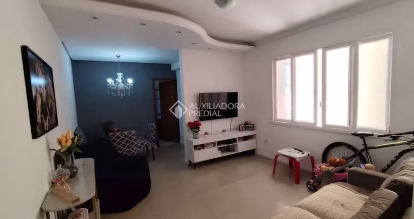 Apartamento com 2 quartos à venda na Rua Marcelo Gama, 36, Auxiliadora, Porto Alegre