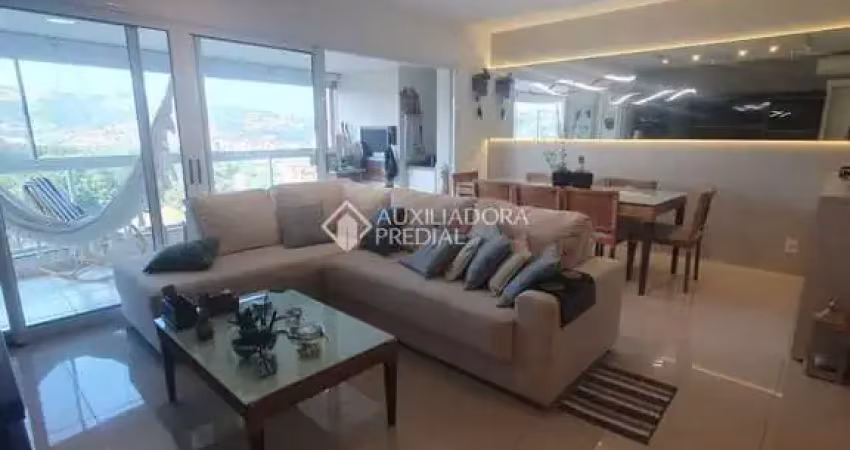 Apartamento com 3 quartos à venda na Rua Nicola Mathias Falci, 151, Jardim do Salso, Porto Alegre