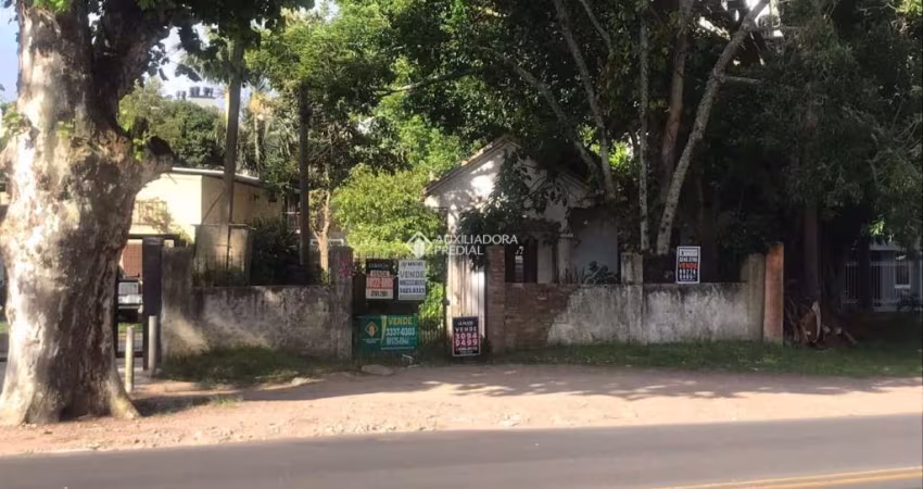 Terreno à venda na Avenida Coronel Marcos, 2170, Pedra Redonda, Porto Alegre