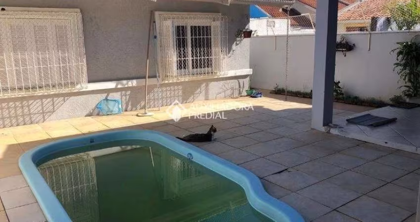 Casa com 3 quartos à venda na Rua Verona, 371, São José, Canoas