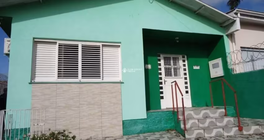 Casa com 3 quartos à venda na Rua Professor José Maria Rodrigues, 341, Vila Ipiranga, Porto Alegre