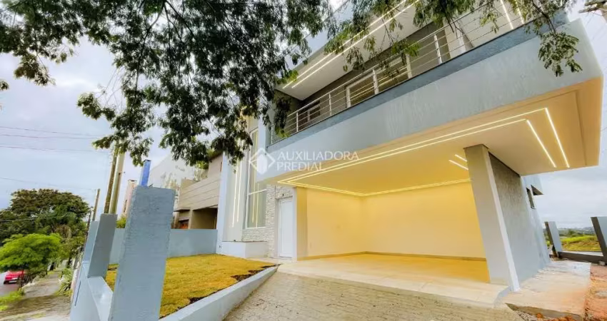 Casa em condomínio fechado com 4 quartos à venda na Rua Verdes Campos, 431, Mário Quintana, Porto Alegre