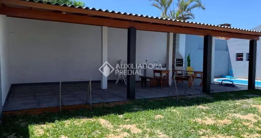 Casa com 4 quartos à venda na Avenida Paraguassu, 686, Remanso, Xangri-Lá