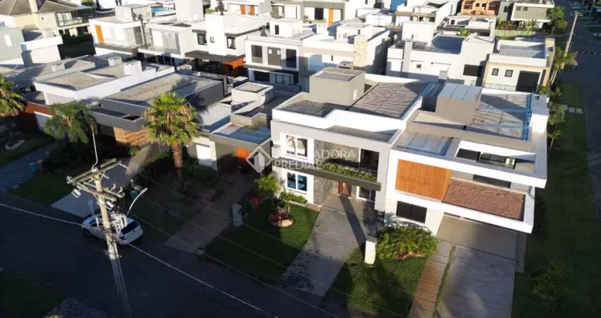 Casa em condomínio fechado com 4 quartos à venda na Rua Rio Divisa, 22, Centro, Xangri-Lá