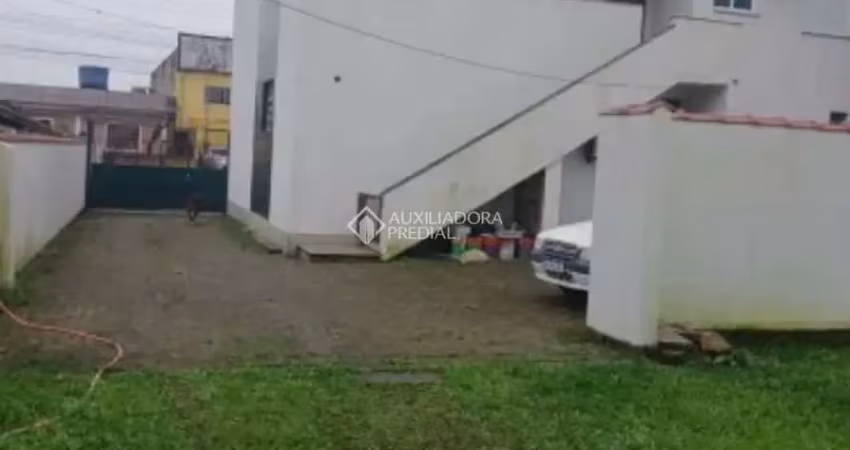 Prédio à venda na Estrada João Oliveira Remião, 9875, São Tomé, Viamão
