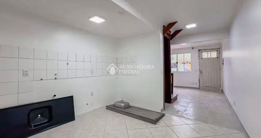 Casa em condomínio fechado com 2 quartos à venda na Avenida Faria Lobato, 1120, Sarandi, Porto Alegre