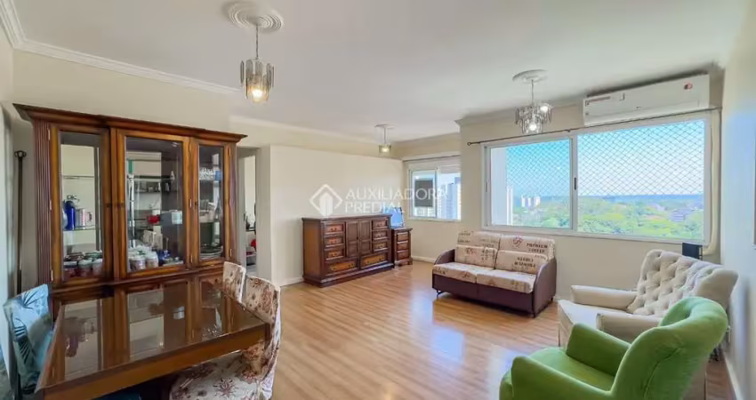 Apartamento com 3 quartos à venda na Avenida Dom Cláudio José Gonçalves Ponce de Leão, 140, Vila Ipiranga, Porto Alegre