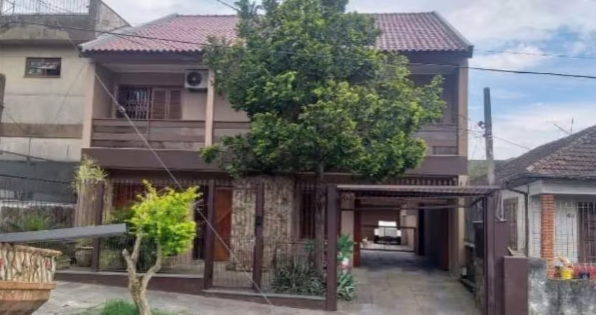 Casa com 3 quartos à venda na Travessa Lençóis, 68, Vila Ipiranga, Porto Alegre
