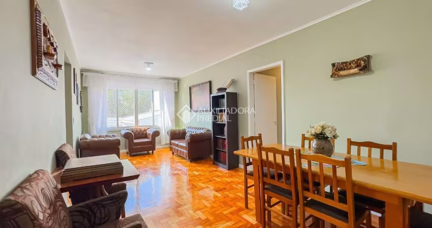 Apartamento com 3 quartos à venda na Rua Olinda, 274, São Geraldo, Porto Alegre