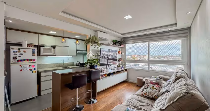 Apartamento com 3 quartos à venda na Rua Doutor João Inácio, 1208, Navegantes, Porto Alegre