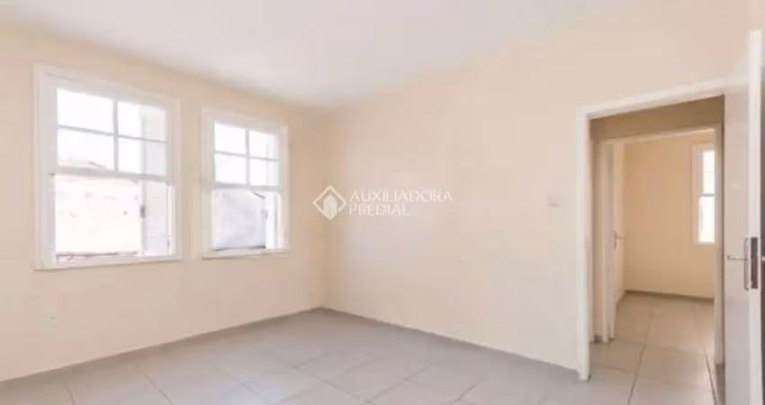 Apartamento com 3 quartos para alugar na Rua Marcelo Gama, 49, São João, Porto Alegre