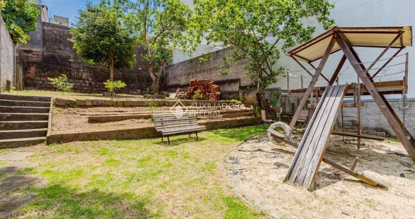 Casa com 3 quartos à venda na Rua Mariz e Barros, 94, Petrópolis, Porto Alegre