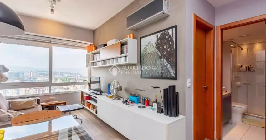 Apartamento com 1 quarto à venda na General Lima E Silva - De 201 A 869 - Lado Ímpar, 757, Cidade Baixa, Porto Alegre