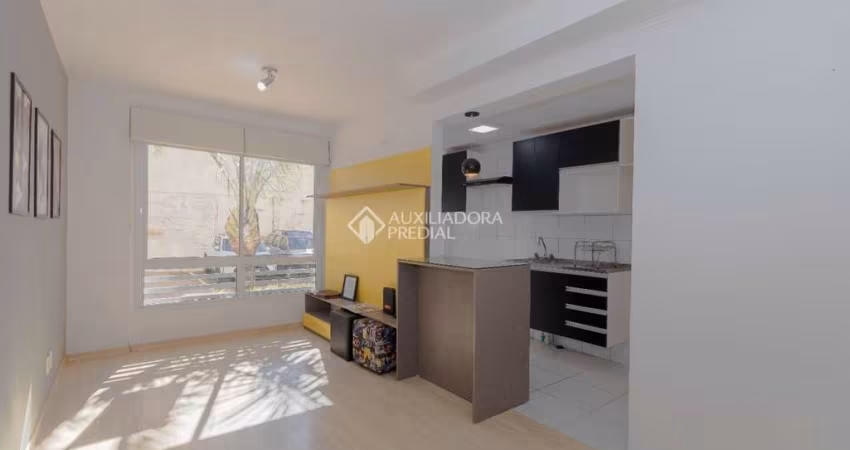 Apartamento com 2 quartos à venda na Rua Doutor Malheiros, 101, Santo Antônio, Porto Alegre