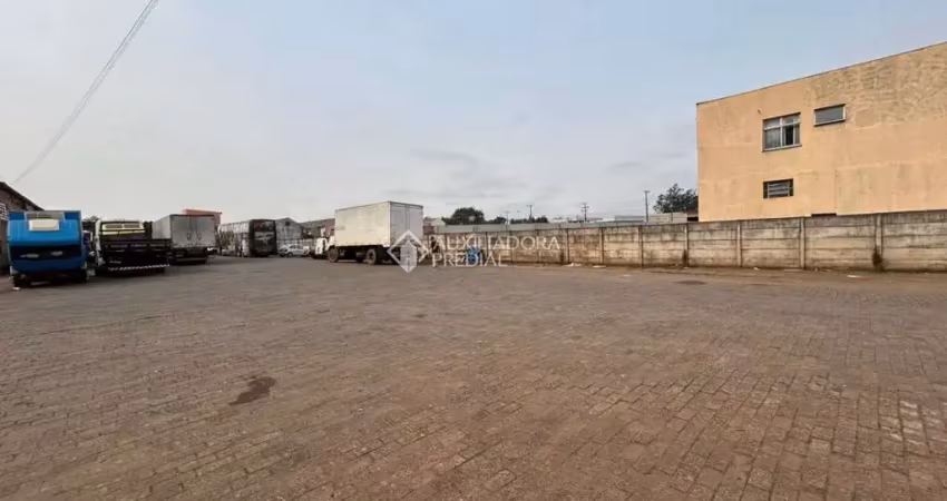 Barracão / Galpão / Depósito à venda na Rua Frederico Mentz, 650, Navegantes, Porto Alegre