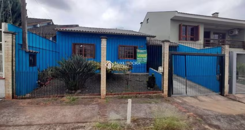Casa com 2 quartos à venda na Rua Colibris, 75, Jardim Algarve, Alvorada