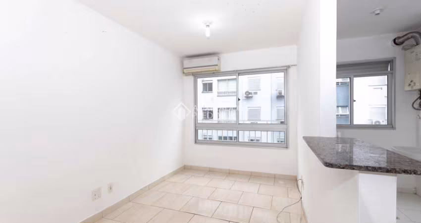 Apartamento com 2 quartos à venda na Avenida Cascais, 99, Passo das Pedras, Porto Alegre
