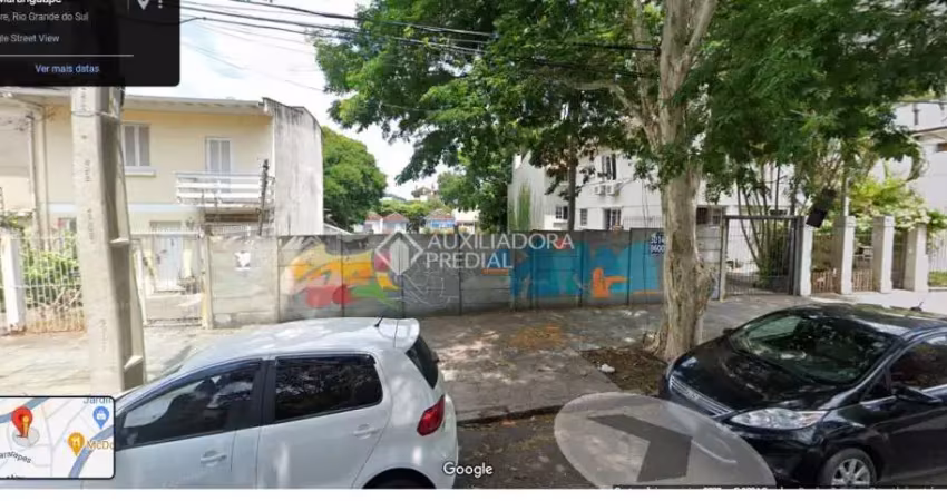 Terreno à venda na Rua Maranguape, 123, Petrópolis, Porto Alegre