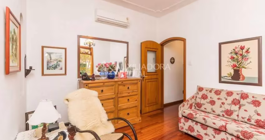 Apartamento com 2 quartos à venda na Rua Doutor Eduardo Chartier, 1075, Passo da Areia, Porto Alegre