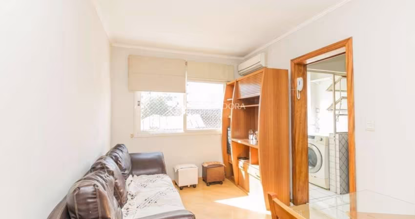 Apartamento com 2 quartos à venda na Rua Guilherme Alves, 453, Partenon, Porto Alegre